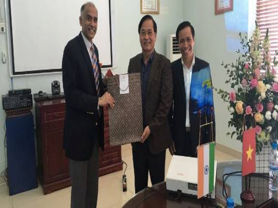 Ambassador visits Bao Minh Industrial Park